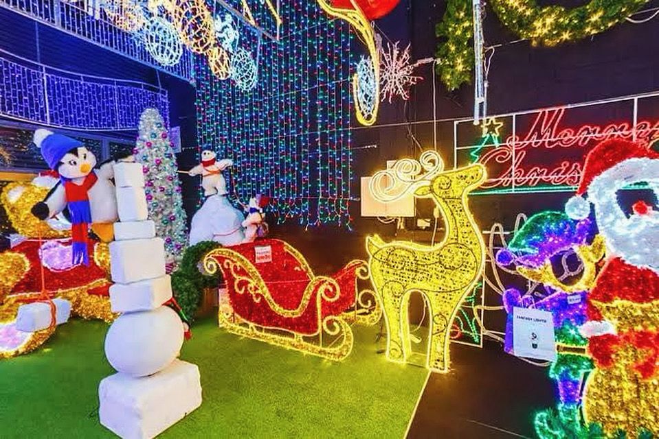 Decoração de Natal para Ambientes Comerciais / Vluzbrasil